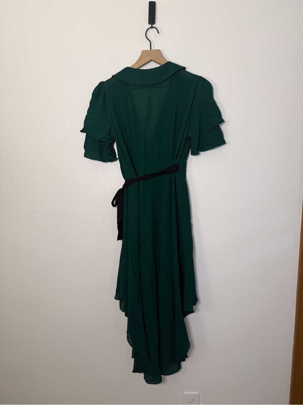 Reformation Layley Wrap Dress - Picture 7 of 8